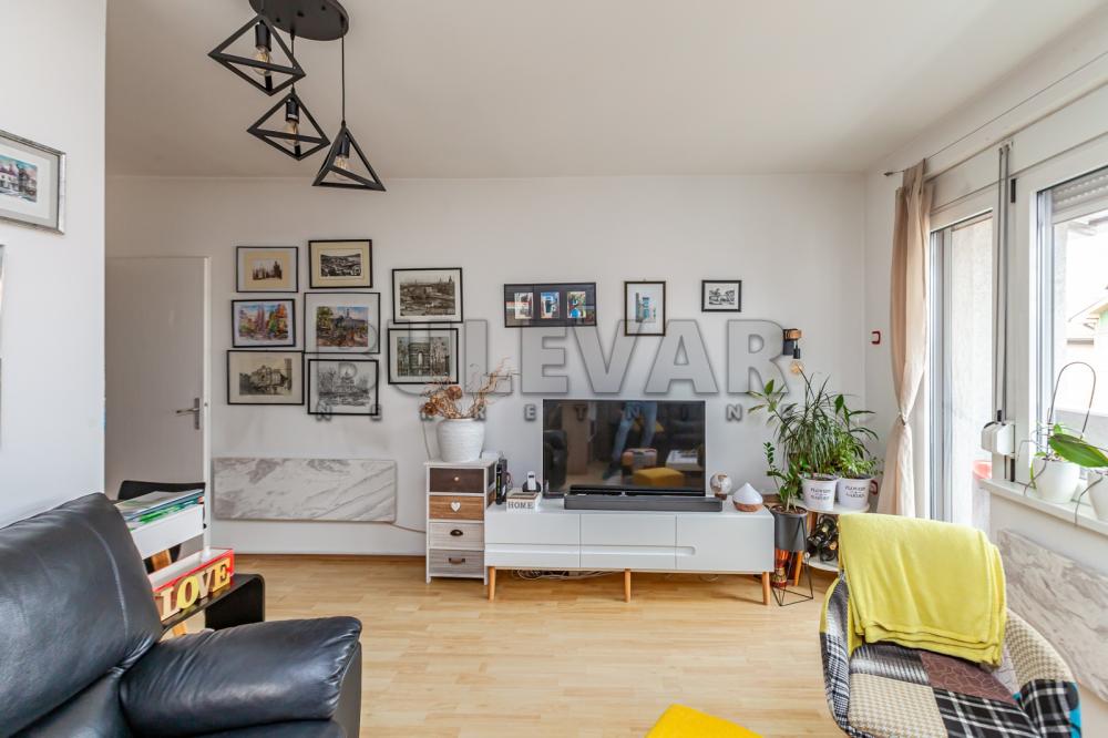 Slika 5 - Aleksandra Petrovića, Troiposoban stan na prodaju, 96m2, 120.000€