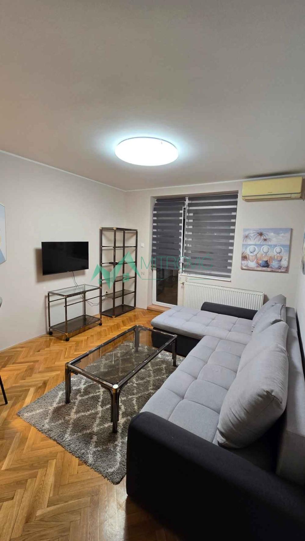 Slika 1 - Jednoiposoban stan za izdavanje, 47m2, 450€