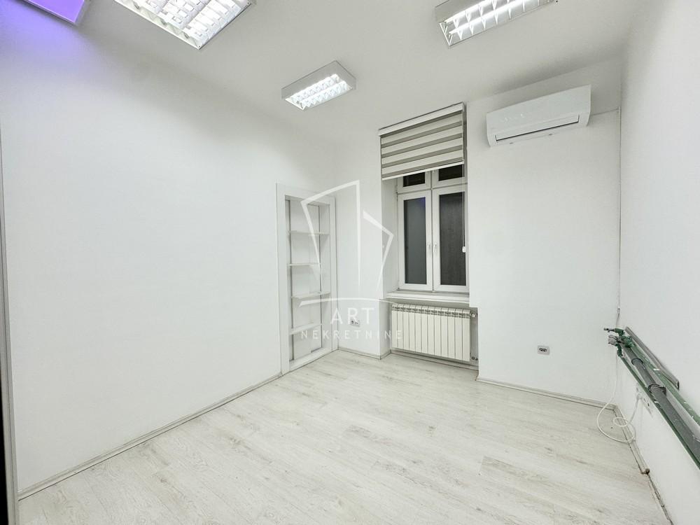 Slika 9 - Kneza Miloša, Četvorosoban stan na prodaju, 81m2, 350.000€