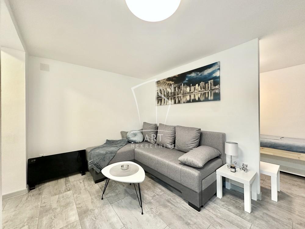 Slika 1 - Nemanjina, Jednoiposoban stan na prodaju, 33m2, 96.000€