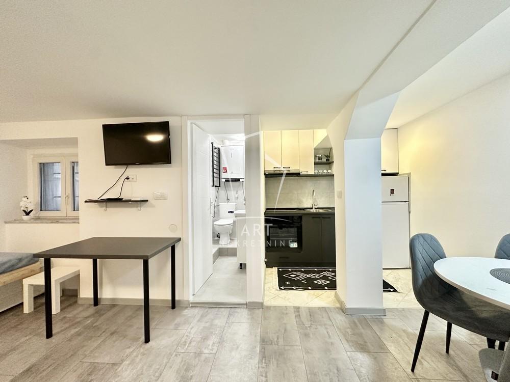 Slika 3 - Nemanjina, Jednoiposoban stan na prodaju, 33m2, 96.000€