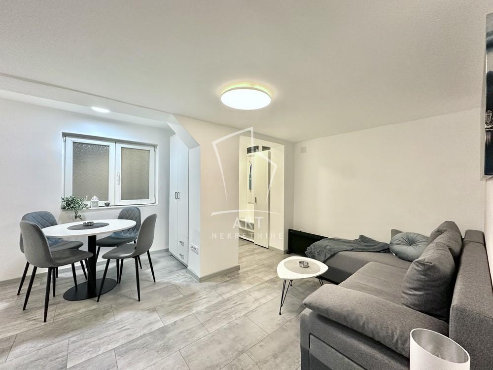 Glavna slika -Nemanjina, Jednoiposoban stan na prodaju, 33m2, 96.000€