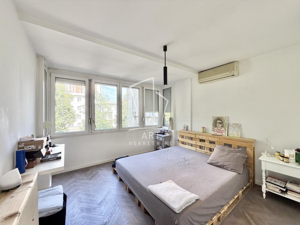 Slika 4 - Ilije Garašanina, Četvorosoban stan na prodaju, 120m2, 526.000€