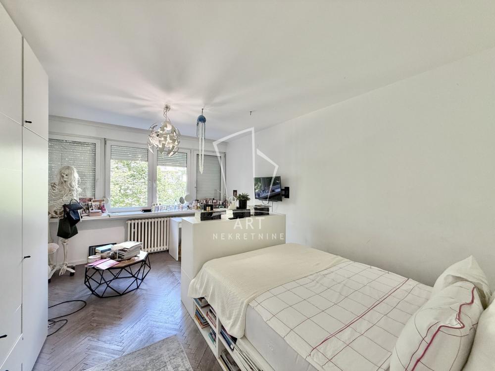 Slika 5 - Ilije Garašanina, Četvorosoban stan na prodaju, 120m2, 526.000€