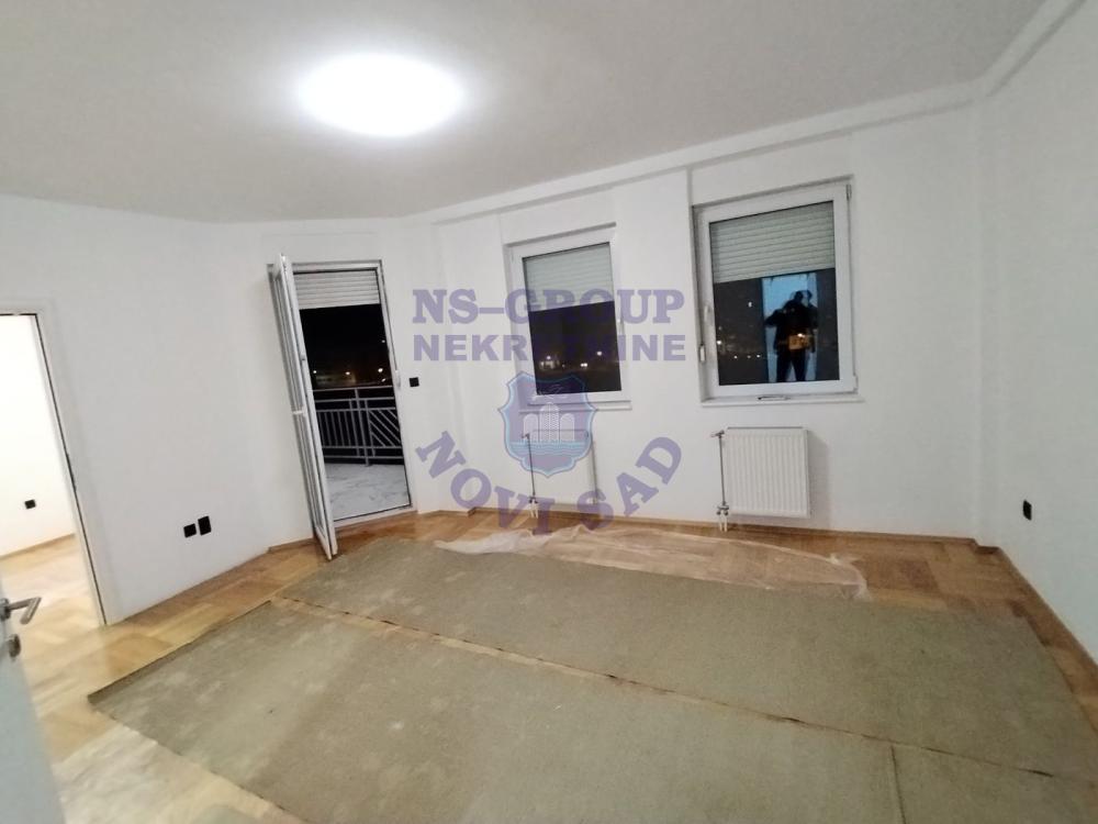Glavna slika -Jednoiposoban stan na prodaju, 43m2, 124.000€