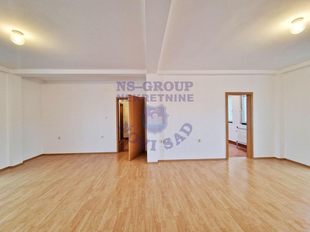 Slika 3 - Petosoban stan na prodaju, 123m2, 274.000€