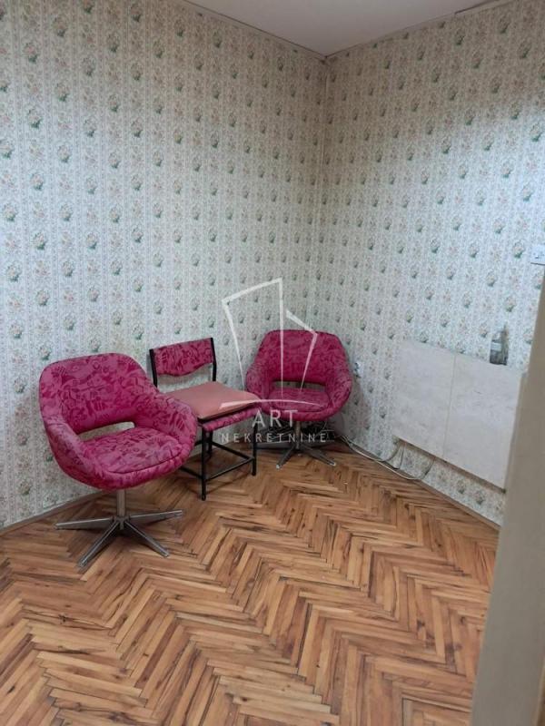 Slika 2 - Dečanska,  Lokal na prodaju, 42m2, 119.000€