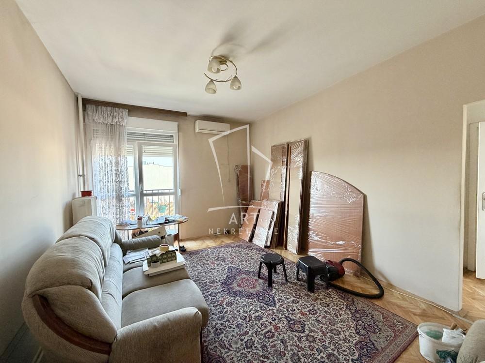 Glavna slika -Ugrinovačka, Jednoiposoban stan na prodaju, 47m2, 163.000€