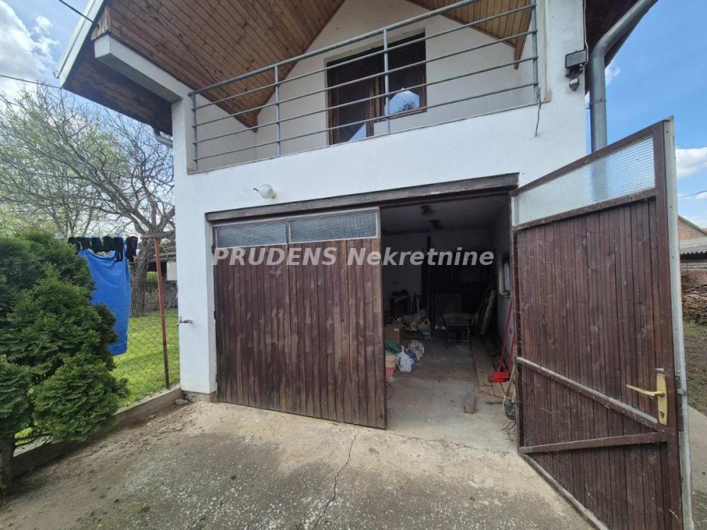 Slika 9 - Vojvođanska,  Kuća na prodaju, 318m2, 295.000€