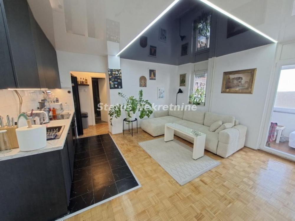 Glavna slika -Četvorosoban stan na prodaju, 103m2, 234.500€