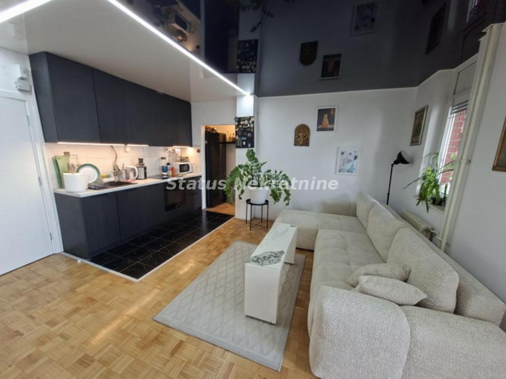 Slika 1 - Četvorosoban stan na prodaju, 103m2, 234.500€