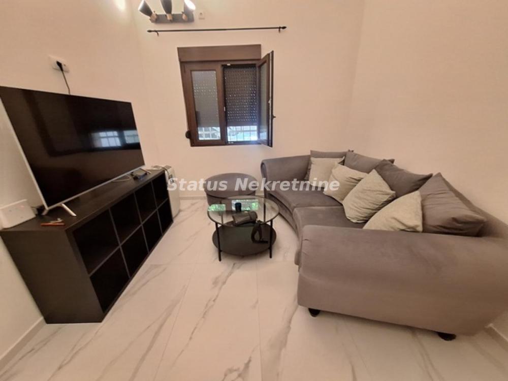 Glavna slika -Dvosoban stan za izdavanje, 60m2, 0€