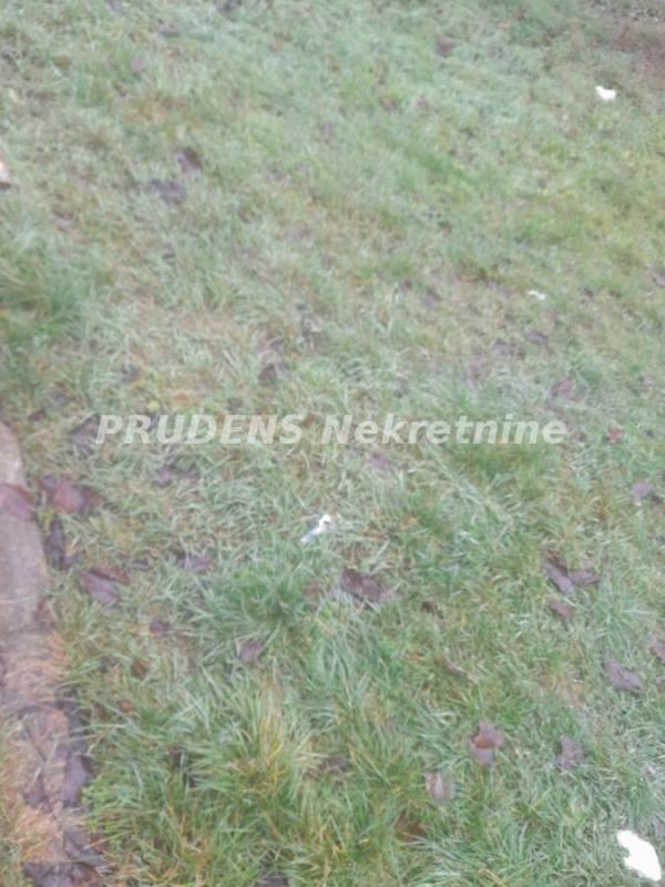 Slika 1 -  Plac na prodaju, Surčin, Surčin (mesto), 100.000€