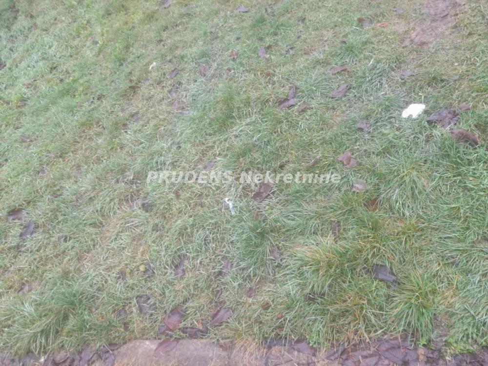 Slika 2 -  Plac na prodaju, Surčin, Surčin (mesto), 100.000€