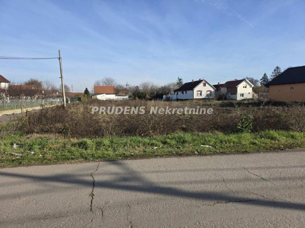 Glavna slika - Plac na prodaju, Surčin, Surčin (mesto), 300.000€