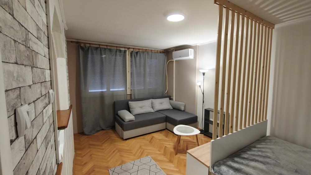 Slika 2 - Branka Krsmanovica, Jednoiposoban stan za izdavanje, 33m2, 300€