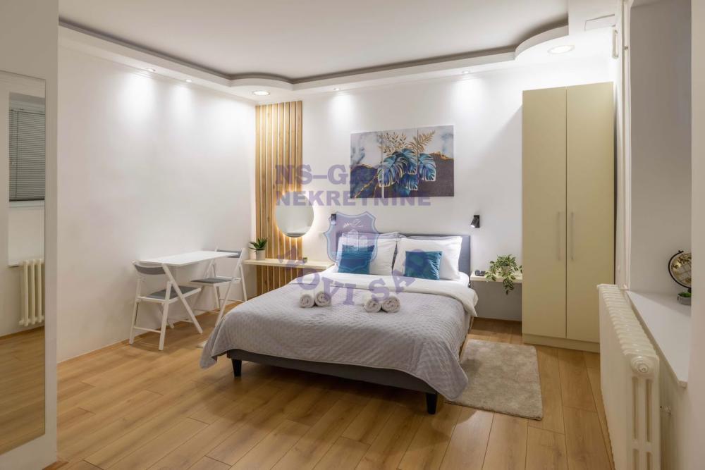 Glavna slika -Šestosoban stan na prodaju, 123m2, 515.000€