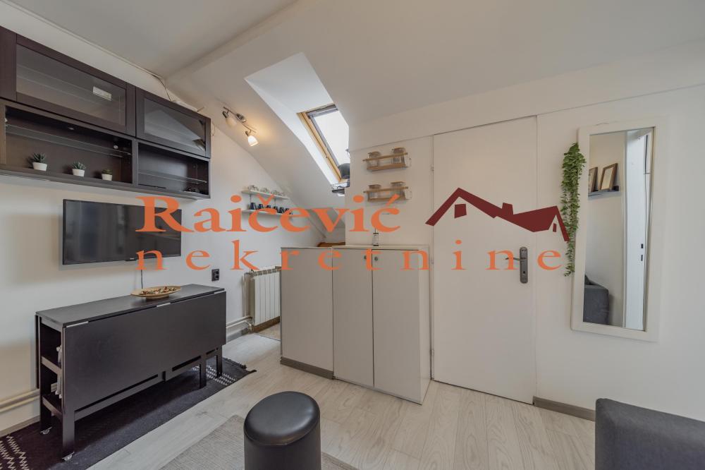 Slika 1 - Carice Milice, Jednoiposoban stan na prodaju, 35m2, 144.000€