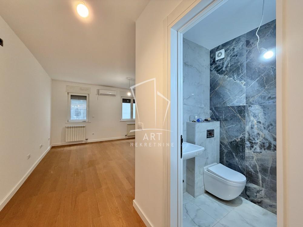 Slika 10 - Kumodraška,  Lokal za izdavanje, 101m2, 1.500€