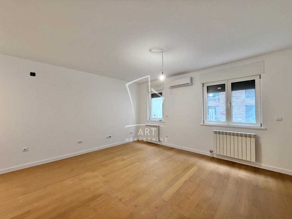 Slika 7 - Kumodraška,  Lokal za izdavanje, 101m2, 1.500€