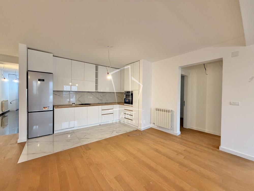 Slika 2 - Kumodraška,  Lokal za izdavanje, 101m2, 1.500€