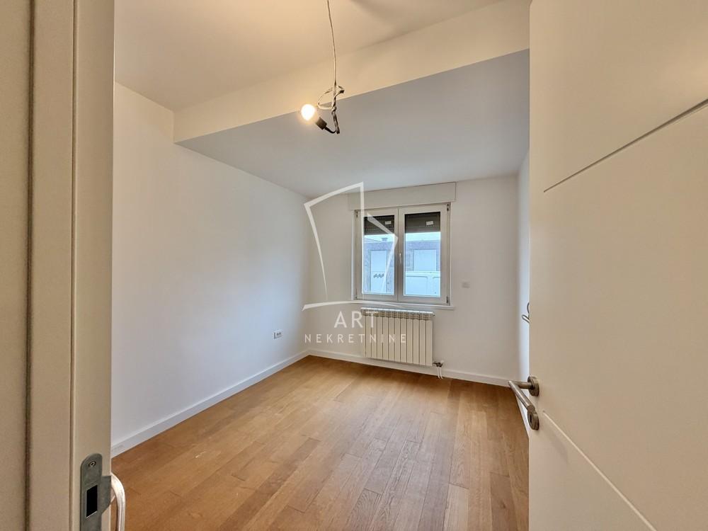 Slika 9 - Kumodraška,  Lokal za izdavanje, 101m2, 1.500€