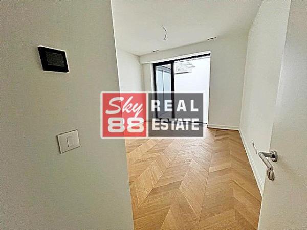 Slika 5 - Četvorosoban stan na prodaju, 228m2, 2.394.000€
