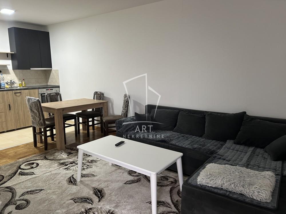 Slika 1 - Peka Tepavčevića, Jednoiposoban stan za izdavanje, 42m2, 350€