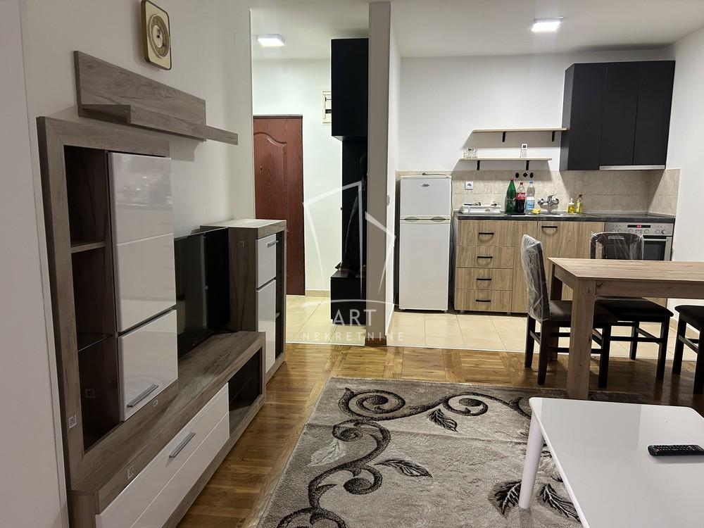 Slika 2 - Peka Tepavčevića, Jednoiposoban stan za izdavanje, 42m2, 350€