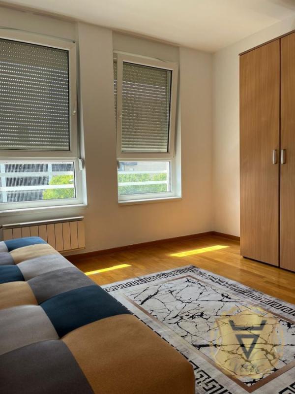 Slika 2 - Dvosoban stan za izdavanje, 60m2, 750€