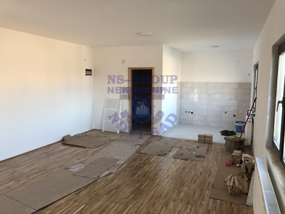 Slika 4 - Kovilj,  Kuća na prodaju, 588m2, 360.500€