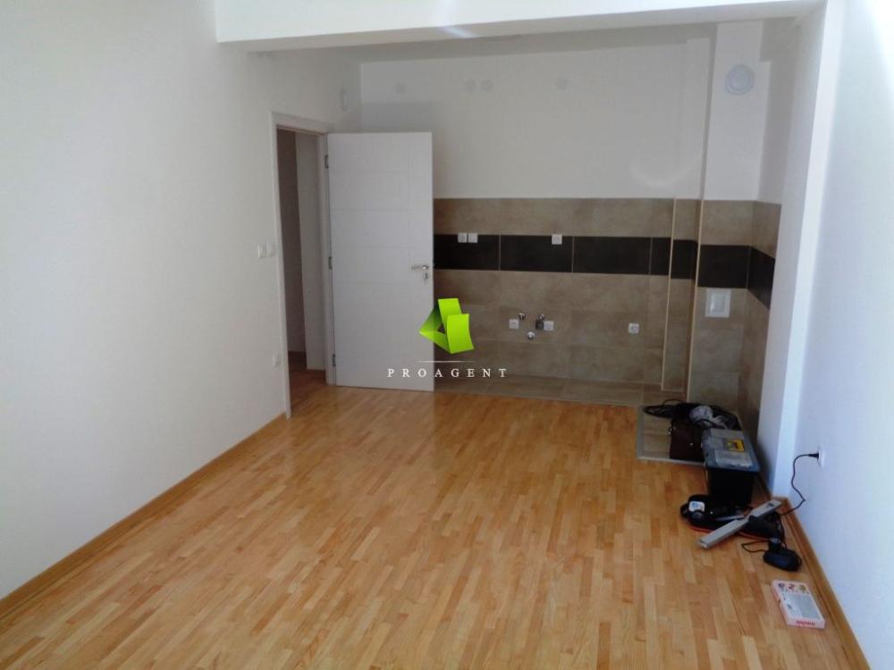 Slika 4 - Dvoiposoban stan za izdavanje, 54m2, 350€