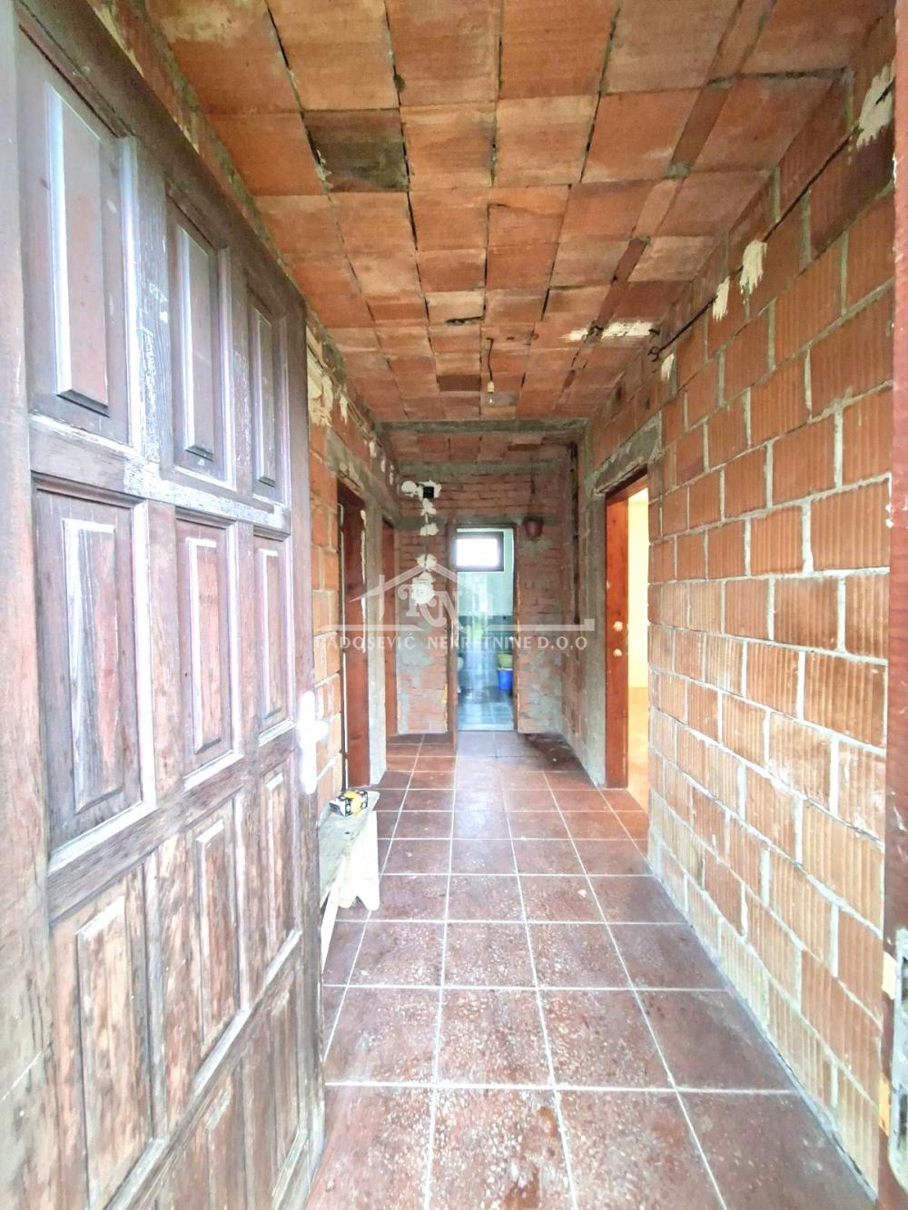 Slika 11 - Milosava Ivkovića,  Kuća na prodaju, 132m2, 68.000€