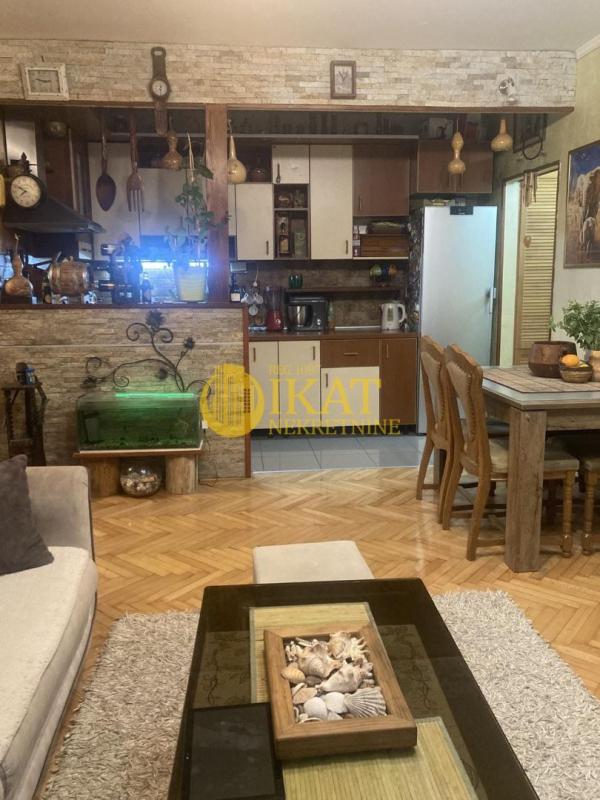 Slika 2 - Četvorosoban stan na prodaju, 77m2, 200.000€