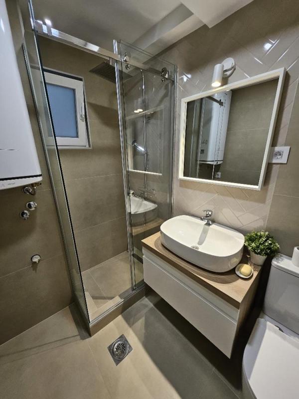 Slika 10 - Bulevar Milutina Milankovića, Troiposoban stan za izdavanje, 85m2, 1.200€