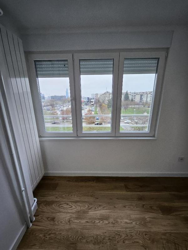 Slika 3 - Bulevar Milutina Milankovića, Troiposoban stan za izdavanje, 85m2, 1.200€