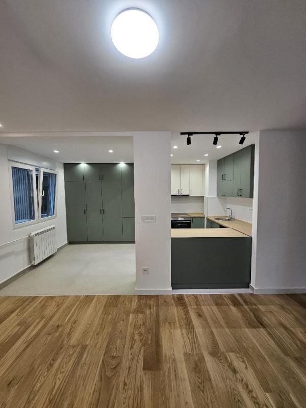 Slika 5 - Bulevar Milutina Milankovića, Troiposoban stan za izdavanje, 85m2, 1.200€