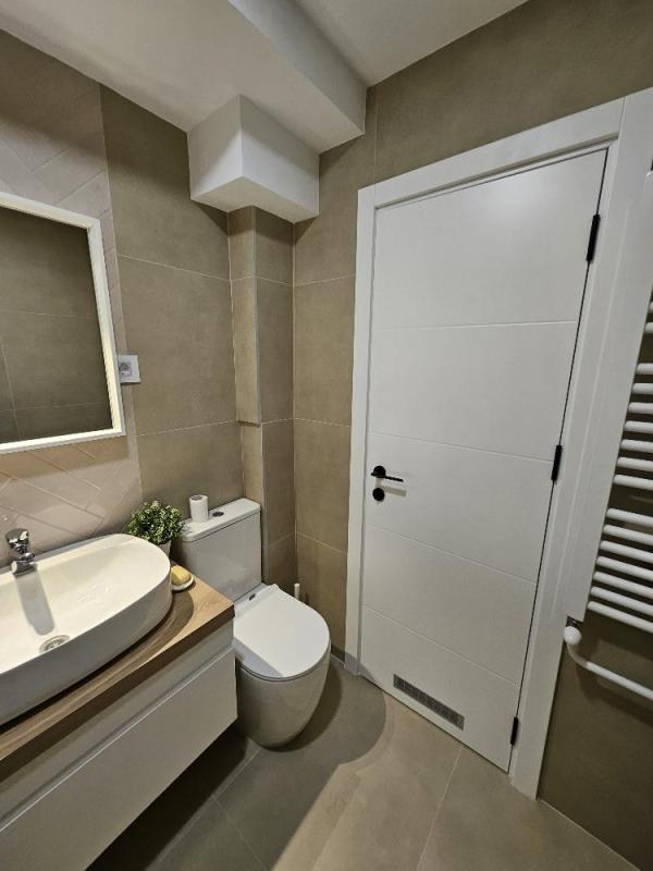 Slika 11 - Bulevar Milutina Milankovića, Troiposoban stan za izdavanje, 85m2, 1.200€