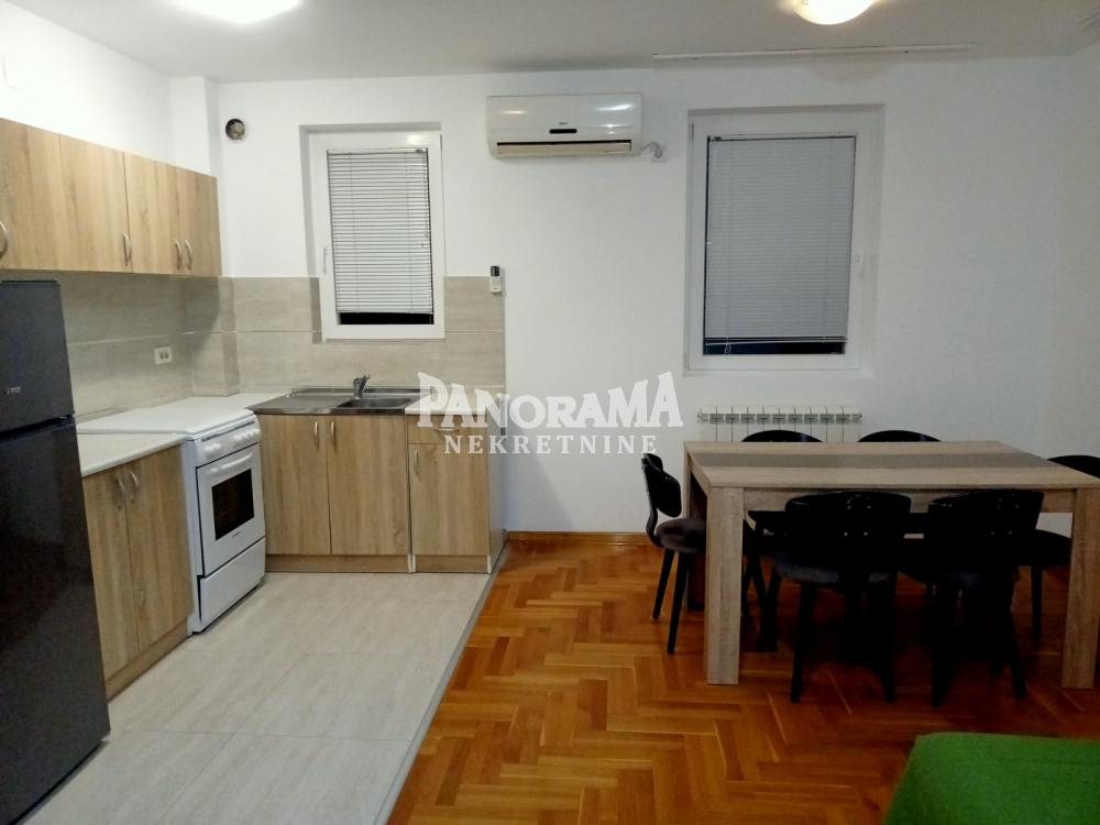 Slika 3 - Surčinska, Dvosoban stan na prodaju, 47m2, 141.000€