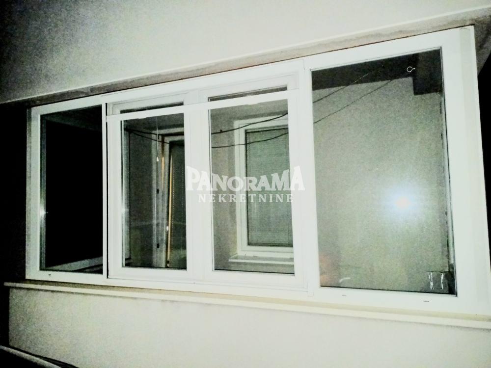 Slika 10 - Surčinska, Dvosoban stan na prodaju, 47m2, 141.000€