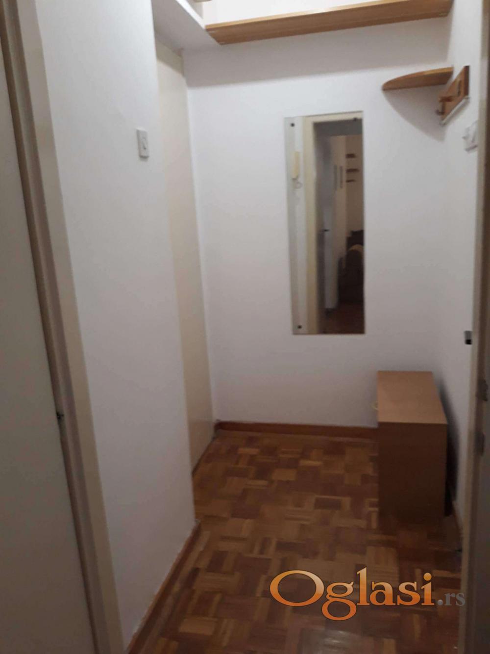 Slika 4 - Bulevar Kralja Aleksandra, Jednosoban stan za izdavanje, 20m2, 350€