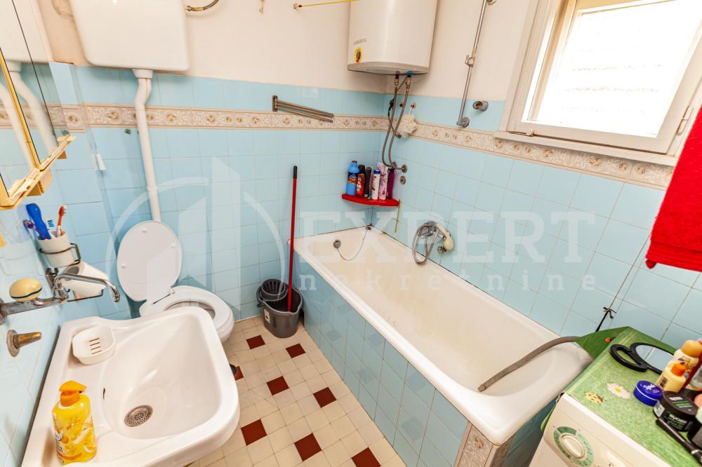 Slika 10 - Pribojska,  Kuća na prodaju, 200m2, 95.000€