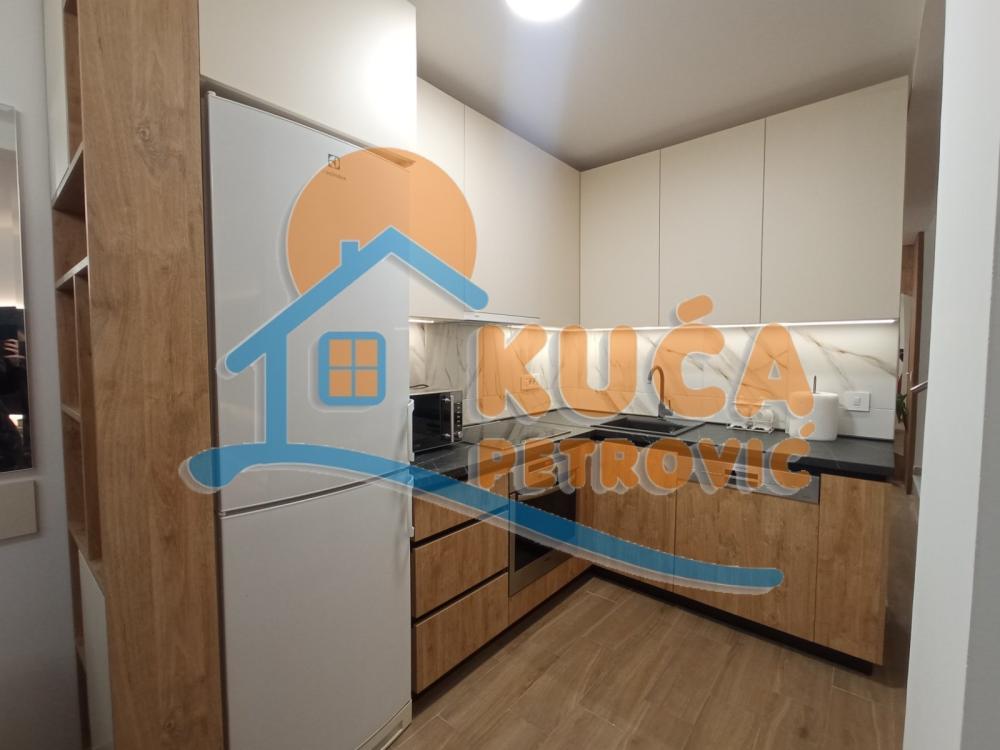 Slika 6 - Filipa Višnjića, Troiposoban stan za izdavanje, 85m2, 800€