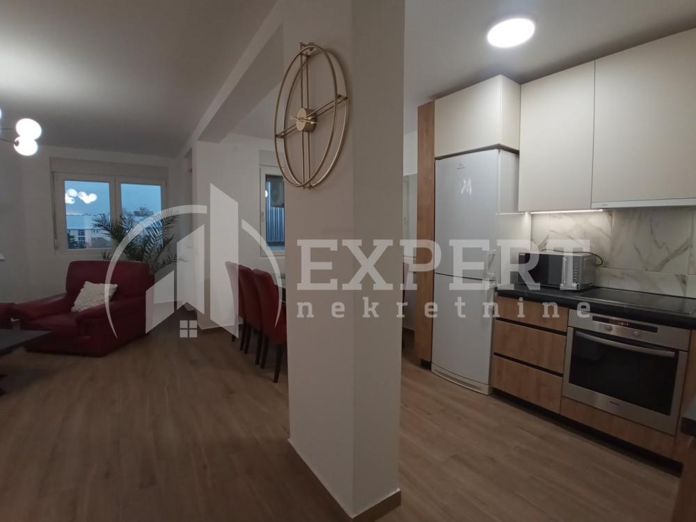 Slika 4 - Filipa Višnjića, Troiposoban stan za izdavanje, 85m2, 800€