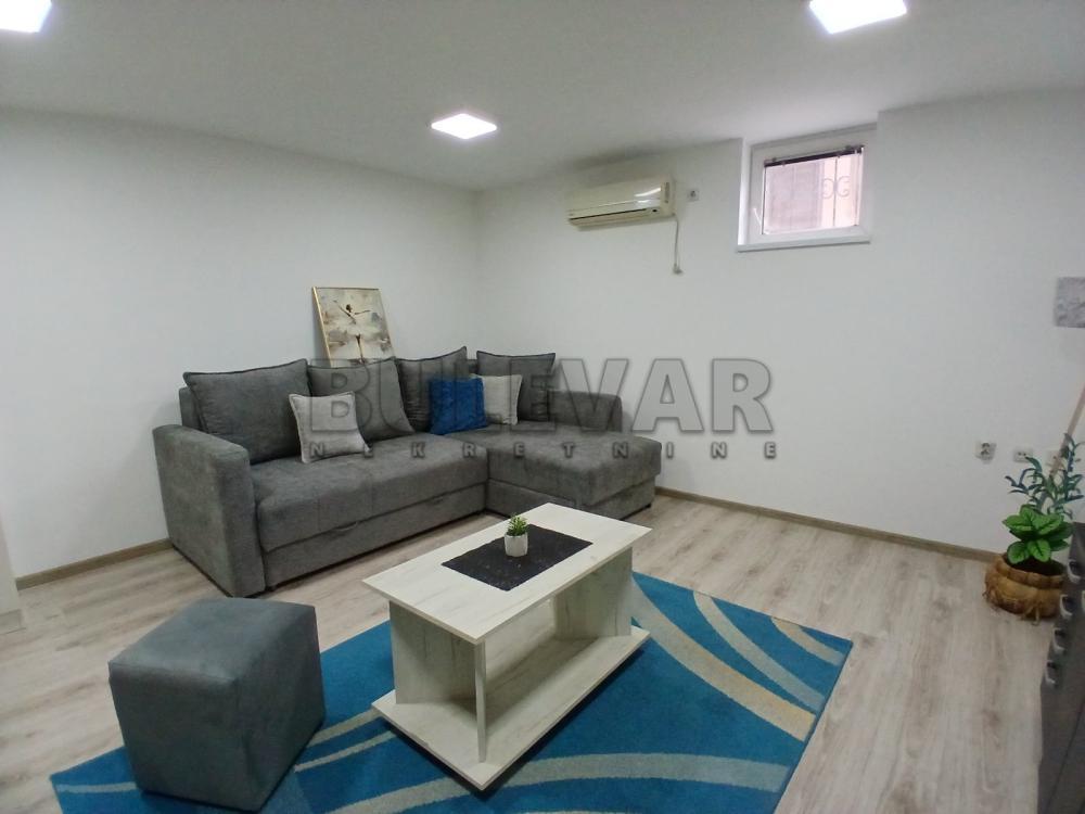 Glavna slika -Kozaračka, Jednosoban stan za izdavanje, 52m2, 300€