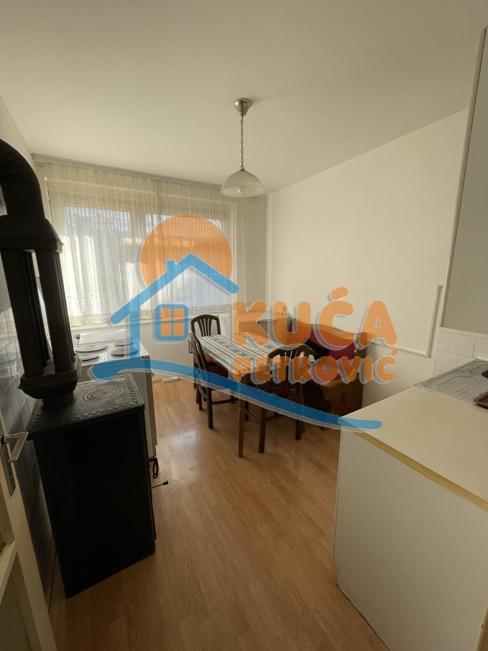 Slika 2 - Starca Vujadina, Dvosoban stan za izdavanje, 50m2, 280€