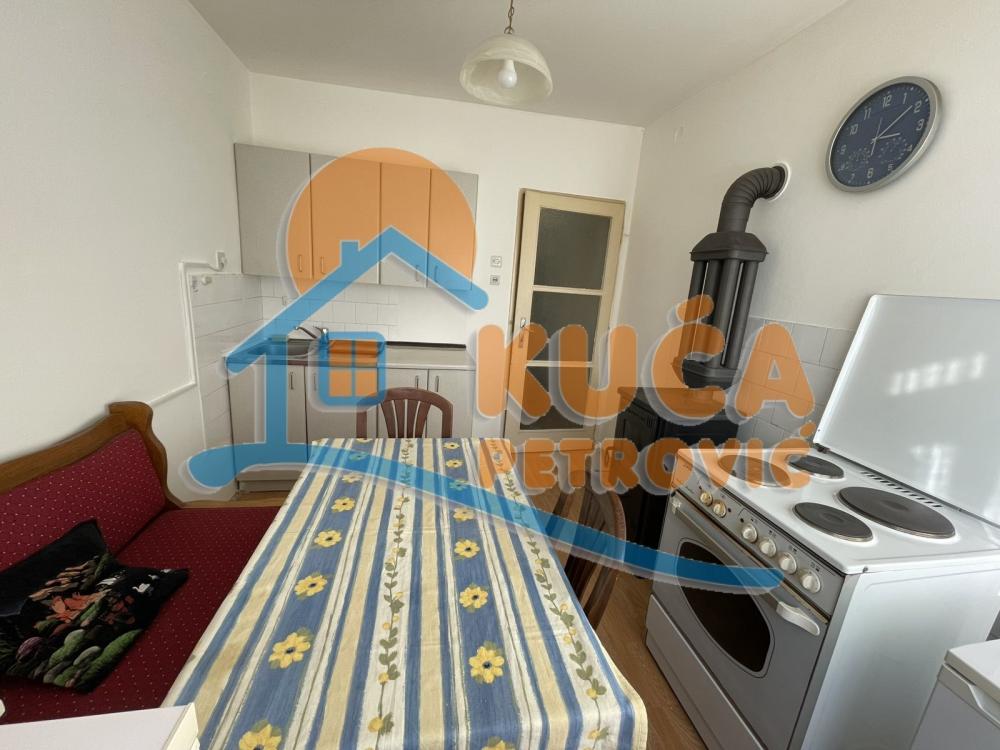 Slika 1 - Starca Vujadina, Dvosoban stan za izdavanje, 50m2, 280€