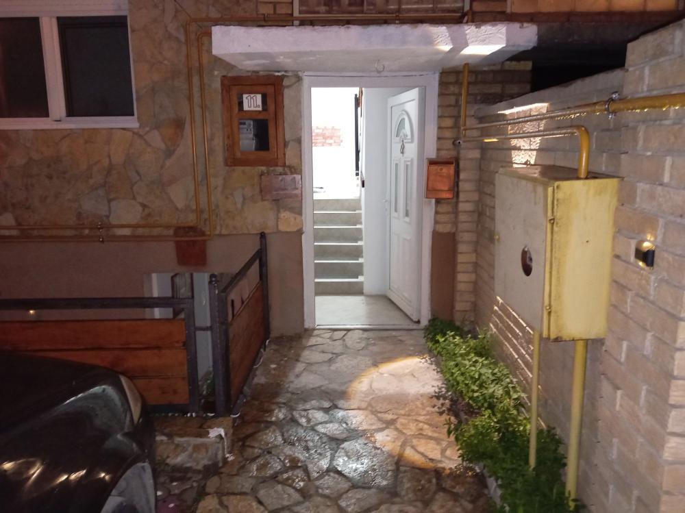 Glavna slika -beogradska 11, Četvorosoban stan za izdavanje, 120m2, 600€