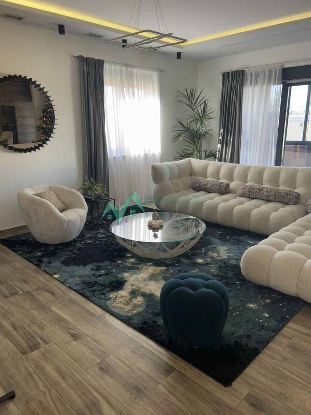 Glavna slika - Kuća na prodaju, 165m2, 375.000€