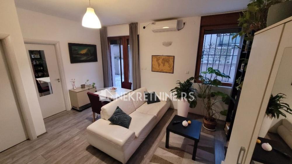 Glavna slika -Hadži Melentijeva, Dvosoban stan za izdavanje, 47m2, 550€